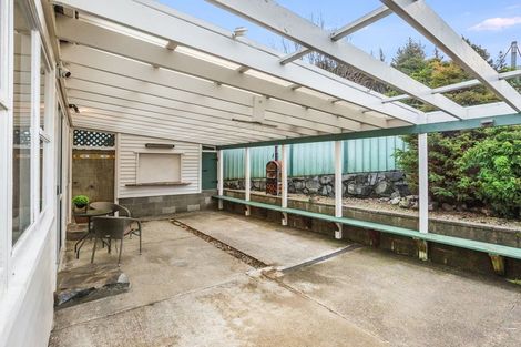 Photo of property in 83 Bird Grove, Stokes Valley, Lower Hutt, 5019