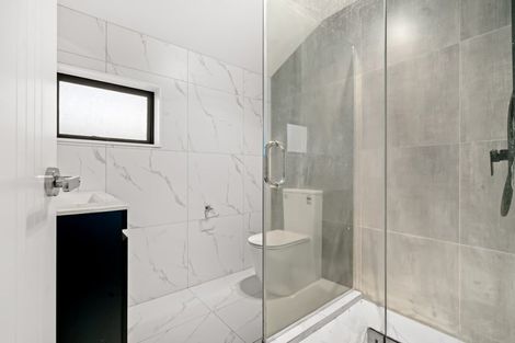 Photo of property in 15 Rosarina Lane, Takanini, 2112