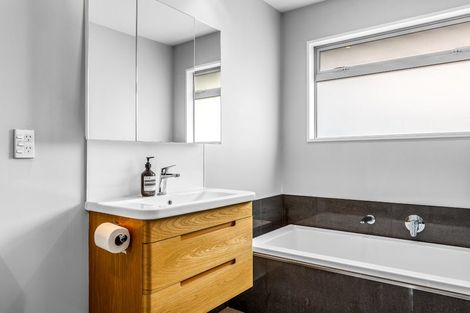 Photo of property in 15 Bowenvale Avenue, Cashmere, Christchurch, 8022