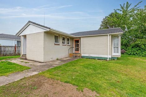 Photo of property in 11 Hamilton Drive, Waiuku, 2123