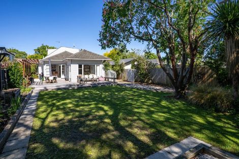 Photo of property in 37 Tainui Street, Somerfield, Christchurch, 8024