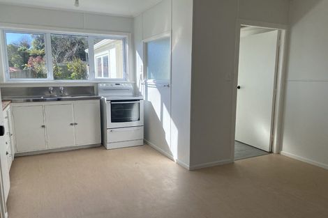 Photo of property in 1a-b Devon Place, Cannons Creek, Porirua, 5024