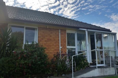 Photo of property in 2/4 Lomax Place, Islington, Christchurch, 8042