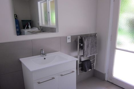 Photo of property in 104 Washington Avenue, Brooklyn, Wellington, 6021