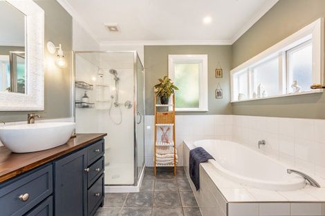 Photo of property in 8 Henry Street, Kilbirnie, Wellington, 6022