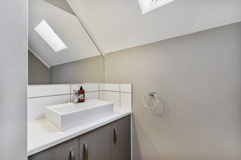 Photo of property in 8 Lily Way, Pyes Pa, Tauranga, 3112