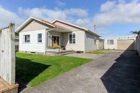 Photo of property in 147 Cracroft Street, Waitara, 4320