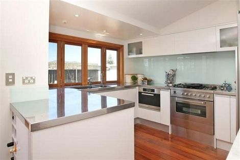 Photo of property in 5 Ventnor Street, Seatoun, Wellington, 6022