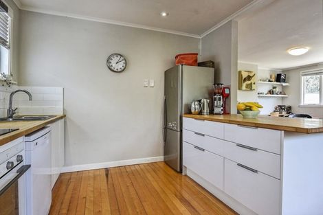 Photo of property in 99 Wallace Road, Mangere Bridge, Auckland, 2022