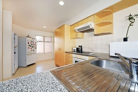 Photo of property in 4/23 Charlenne Close, Ranui, Auckland, 0612