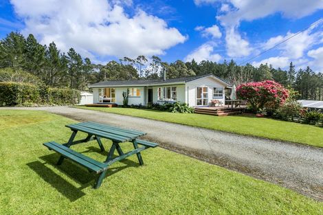 Photo of property in 336 Muriwai Road, Waimauku, 0881