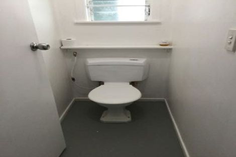 Photo of property in 54 Derwent Crescent, Titirangi, Auckland, 0604