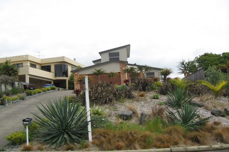 Photo of property in 30 Layton Road, Manly, Whangaparaoa, 0930