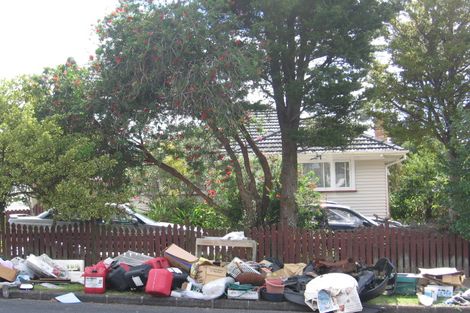 Photo of property in 18 Beaubank Road, Kelston, Auckland, 0602