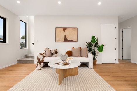 Photo of property in 51a Gordon Avenue, Forrest Hill, Auckland, 0620