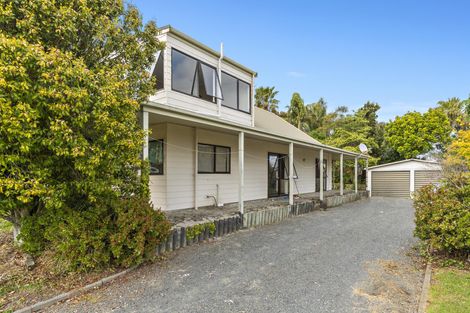 Photo of property in 14 Whenuariri Place, Maketu, Te Puke, 3189