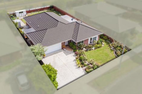 Photo of property in 6 Royal Oak Drive, Kelvin Grove, Palmerston North, 4414