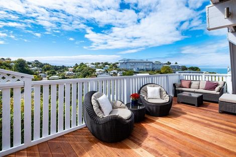 Photo of property in 6 Fitzroy Road, Bluff Hill, Napier, 4110