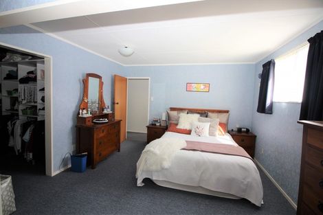 Photo of property in 123 Guy Street, Dannevirke, 4930