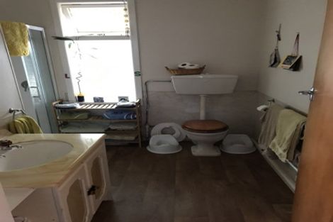 Photo of property in 58 Simla Terrace, Hospital Hill, Napier, 4110