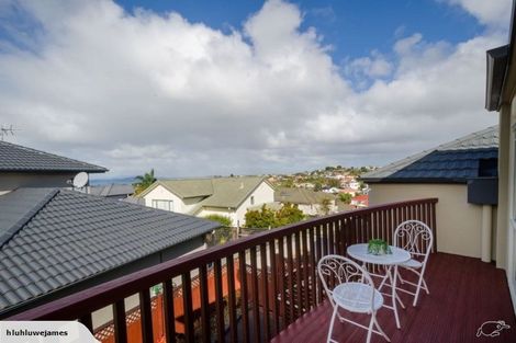 Photo of property in 143e Hobsonville Road, West Harbour, Auckland, 0618