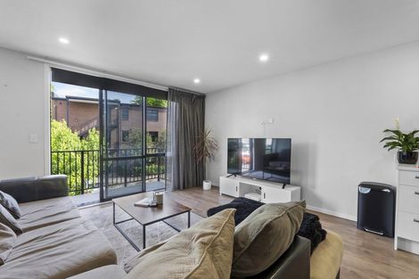 Photo of property in 12 Village Quarter Lane, Frankton, Hamilton, 3204