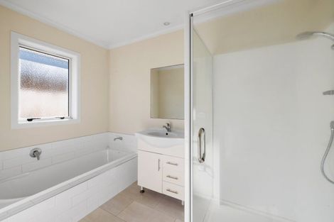 Photo of property in 4 Fraser Street, Frankton, Hamilton, 3204