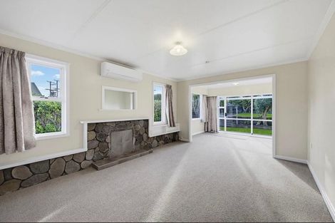 Photo of property in 71 Ngamotu Road, Spotswood, New Plymouth, 4310