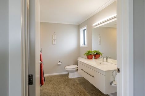 Photo of property in 21 Forbes Road, Foxton Beach, Foxton, 4815