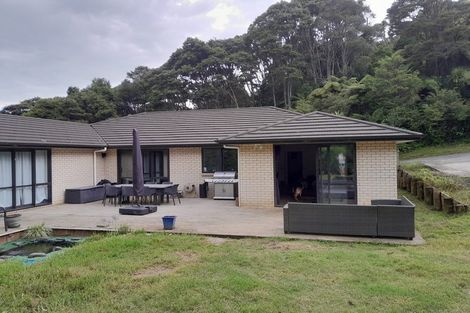 Photo of property in 296 Forest Hill Road, Waiatarua, Auckland, 0612