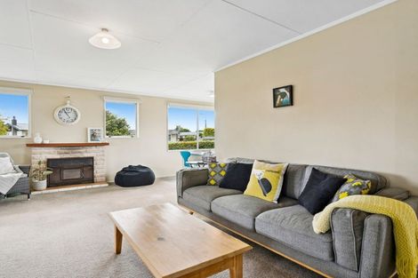 Photo of property in 23 Fisher Place, Carterton, 5713