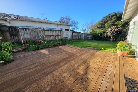 Photo of property in 9 Cinnabar Place, Westgate, Auckland, 0614