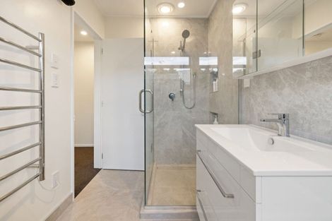 Photo of property in 17 Cashmere Place, Flagstaff, Hamilton, 3210