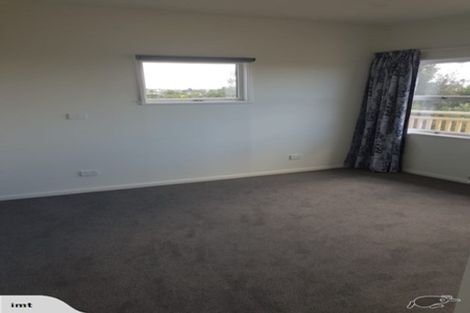 Photo of property in 14 Penny Lane, Silverstream, Upper Hutt, 5019
