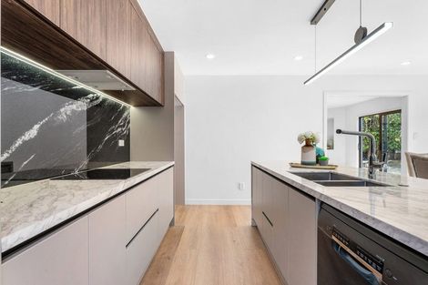 Photo of property in 2/19 Rodney Road, Northcote Point, Auckland, 0627