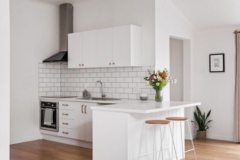 Photo of property in 15 Oman Street, Kaiti, Gisborne, 4010