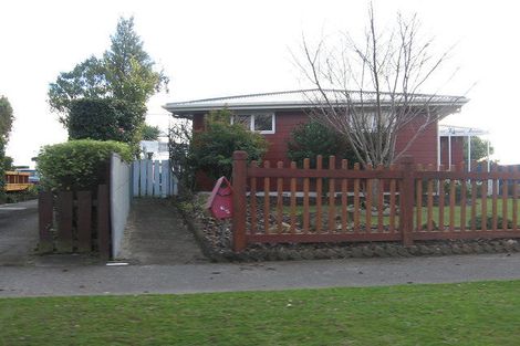 Photo of property in 65 Herbert Avenue, Cloverlea, Palmerston North, 4412