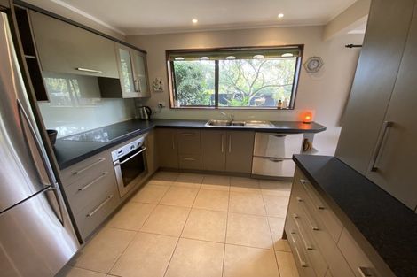 Photo of property in 8a Caulfield Place, Awapuni, Palmerston North, 4412