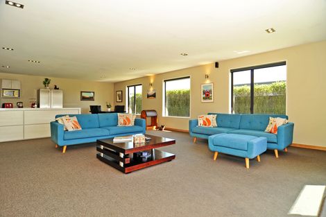 Photo of property in 7 Kura Place, Mosgiel, 9024