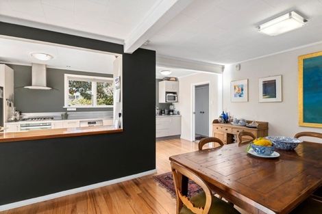 Photo of property in 5a Ngarara Road, Waikanae, 5036