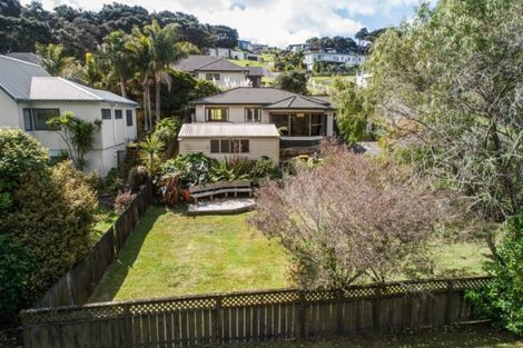 Photo of property in 52 Ferry Road, Arkles Bay, Whangaparaoa, 0932