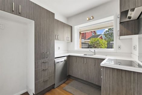 Photo of property in 79 Kahu Road, Fendalton, Christchurch, 8041