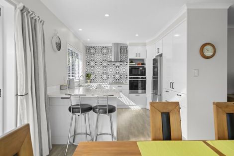 Photo of property in 2 Lasiandra Place, Mount Maunganui, 3116