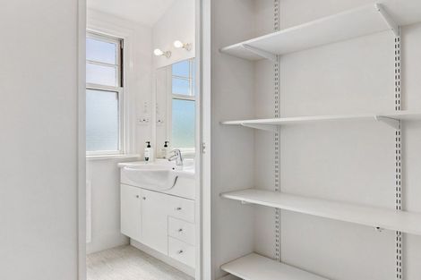 Photo of property in 332 Blenheim Road, Upper Riccarton, Christchurch, 8041