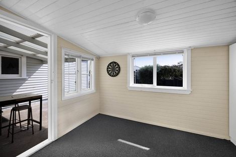 Photo of property in 136 Argyle Street, Hawera, 4610