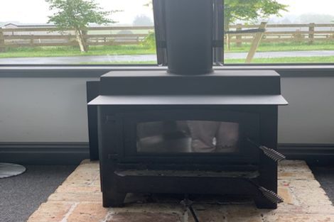 Photo of property in 18 Falls Road, Hunua, Papakura, 2583