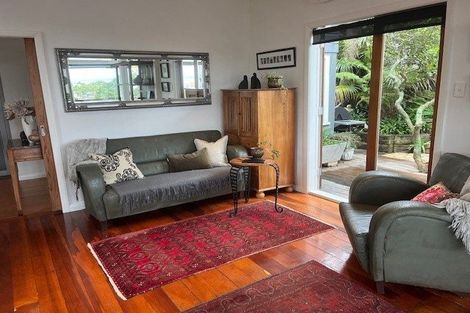 Photo of property in 7 Pah Road, Cockle Bay, Auckland, 2014