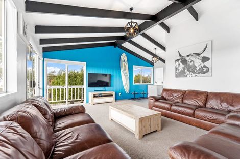 Photo of property in 44 Amorino Drive, Red Beach, 0932