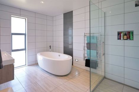 Photo of property in 72 Tupelo Place, Swannanoa, Rangiora, 7476