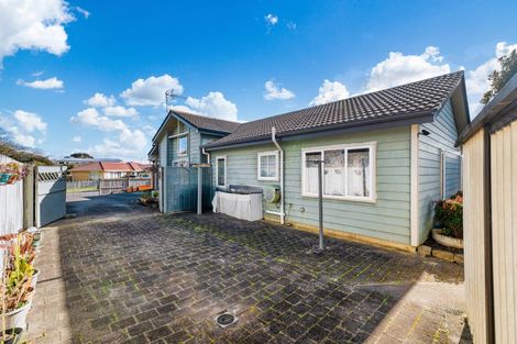 Photo of property in 37 Nearco Street, Randwick Park, Auckland, 2105